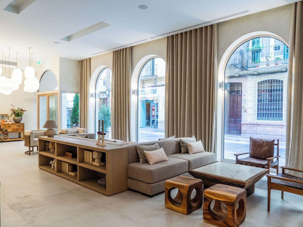 Hotel Well and Come Malaga 34/50