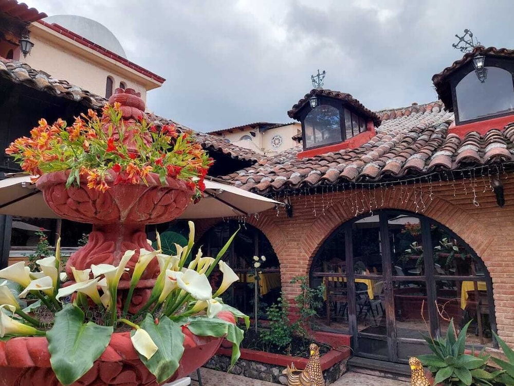 Hotel Palacio De Moctezuma 1/65