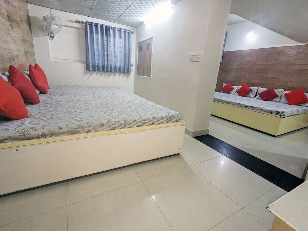 Abode Homestay 17/30