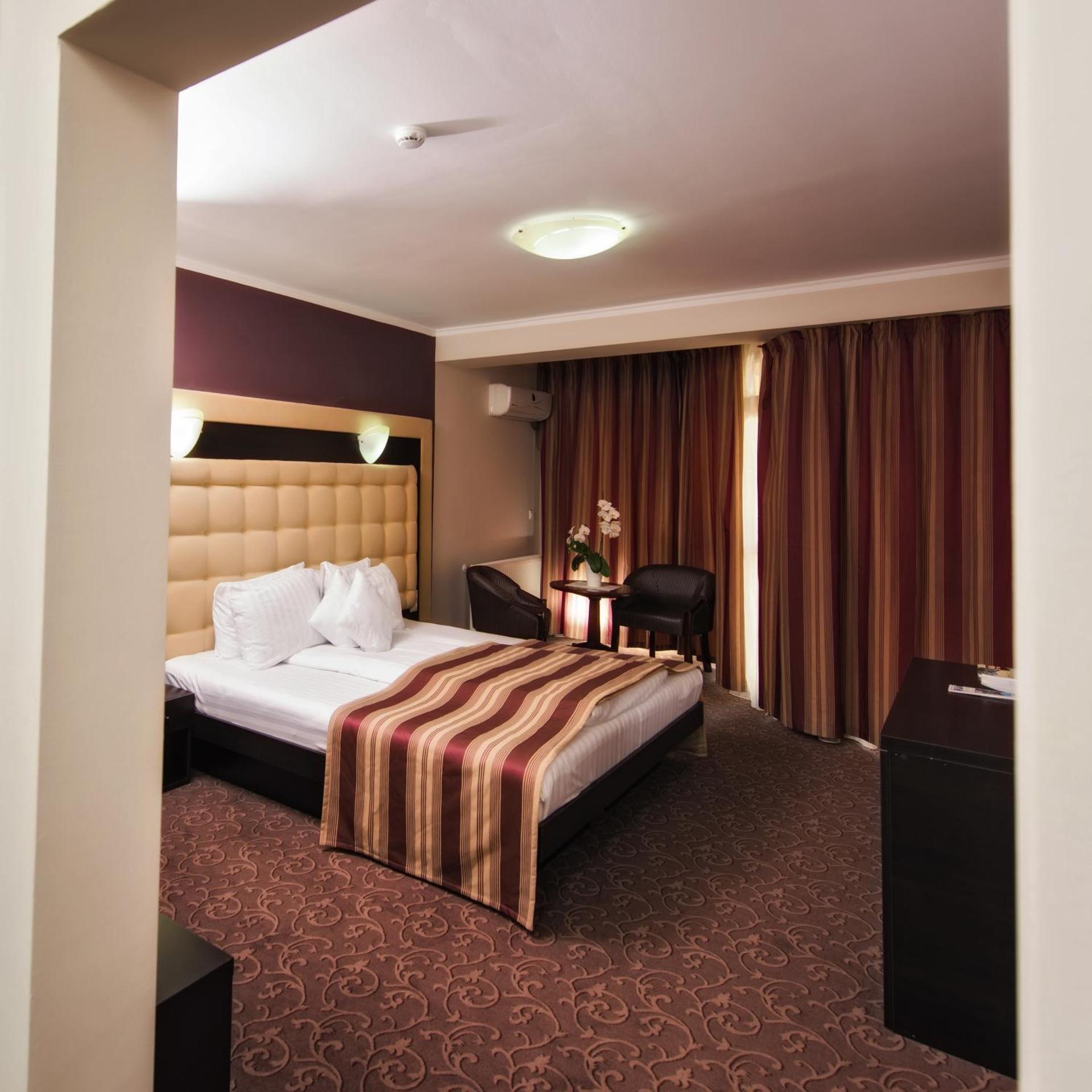 Business, Double Bed, Hotel Ozana 5/9