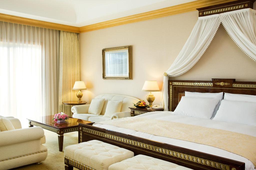 Royal, Ocean, Suite, King Bed