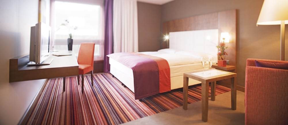 Movenpick Hotel Zurich Airport 24/68
