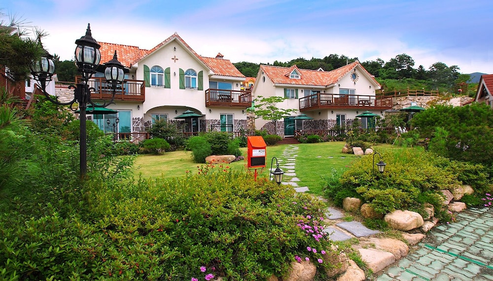 Gyeongju Sulleim Pension 31/40