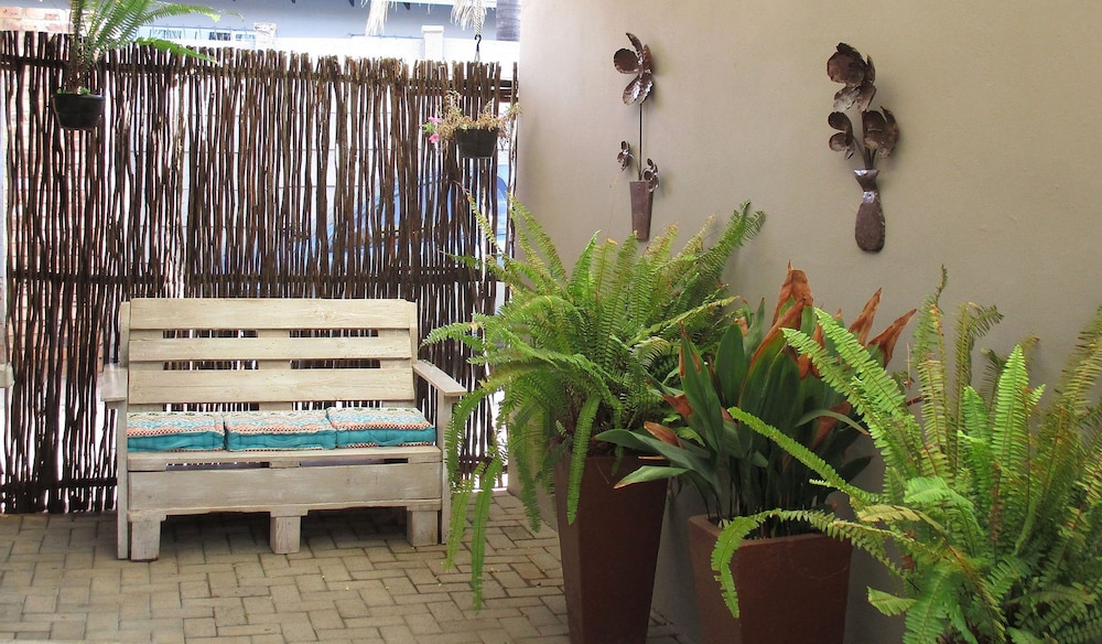 Ukarimu Guest House 29/36