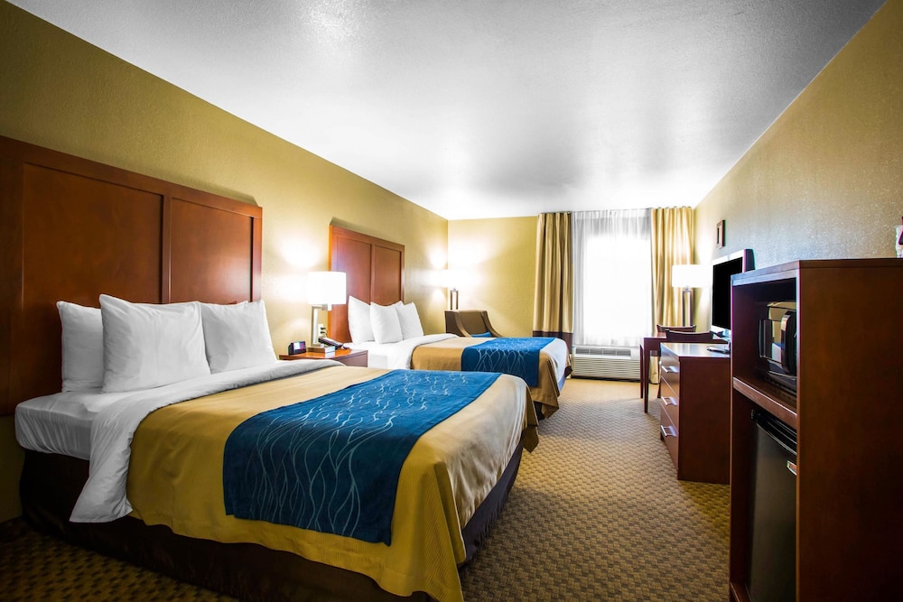 Comfort Inn & Suites Springfield I-44 10/38