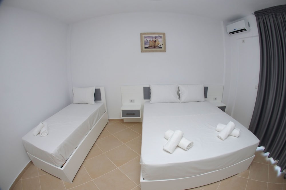 Hotel Sunshine 14/50