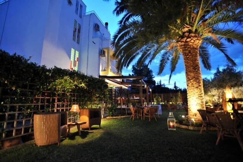 Hotel Kalloni 58/62