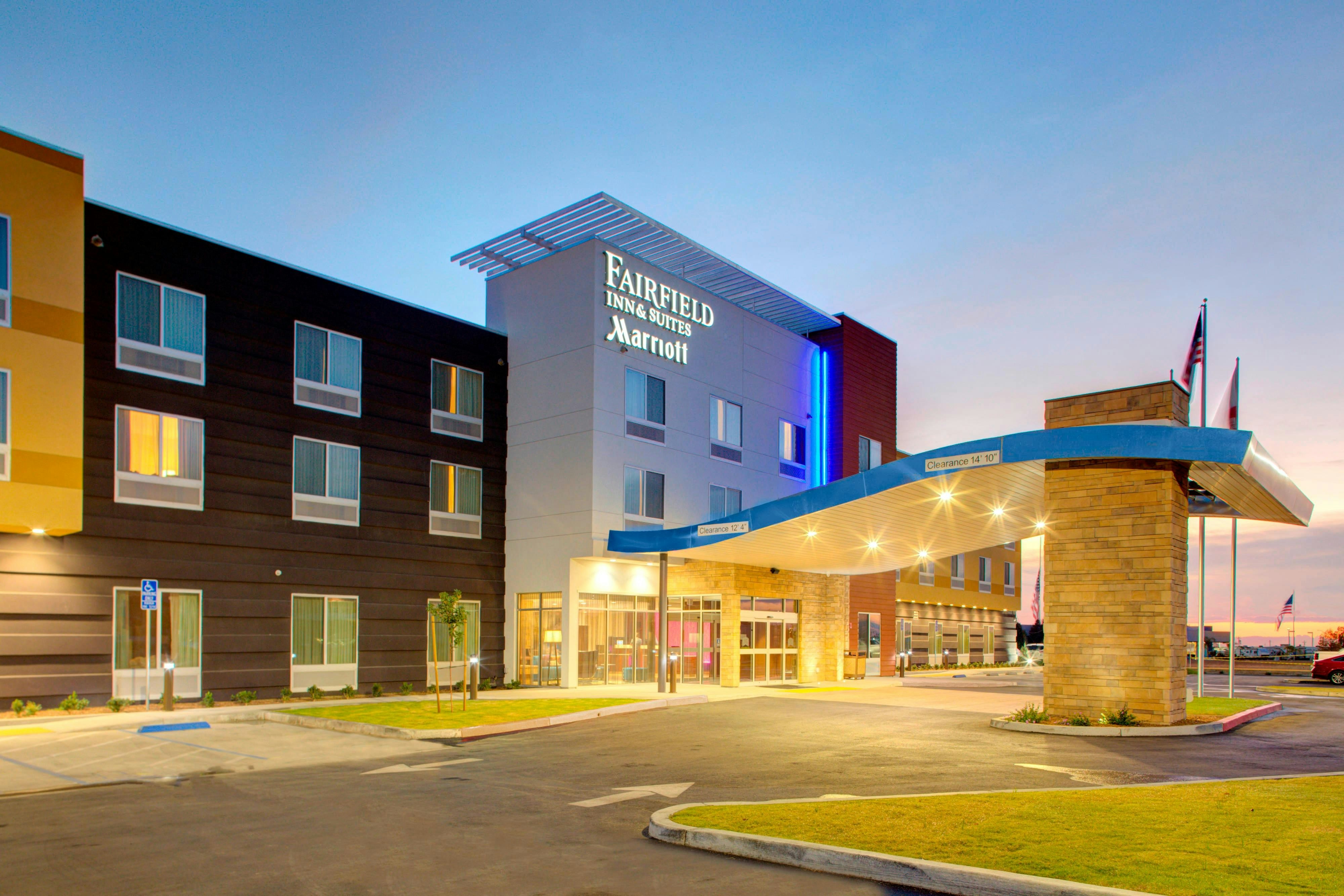 Fairfield Inn And Suites By Marriott Bakersfield North Airport in BAKERSFIELD - CA