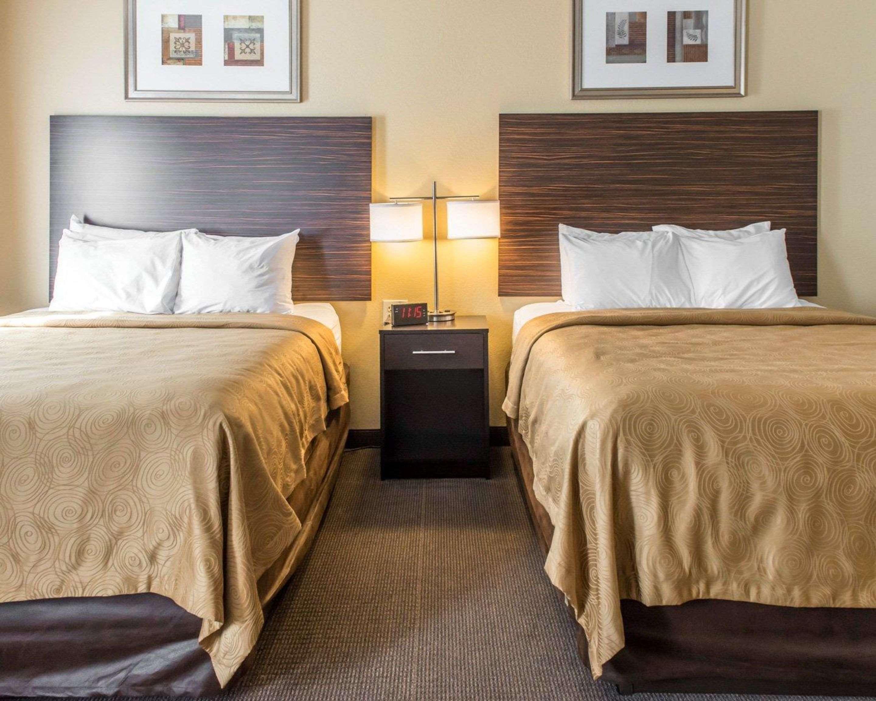 SUITE, 2 QUEEN BEDS