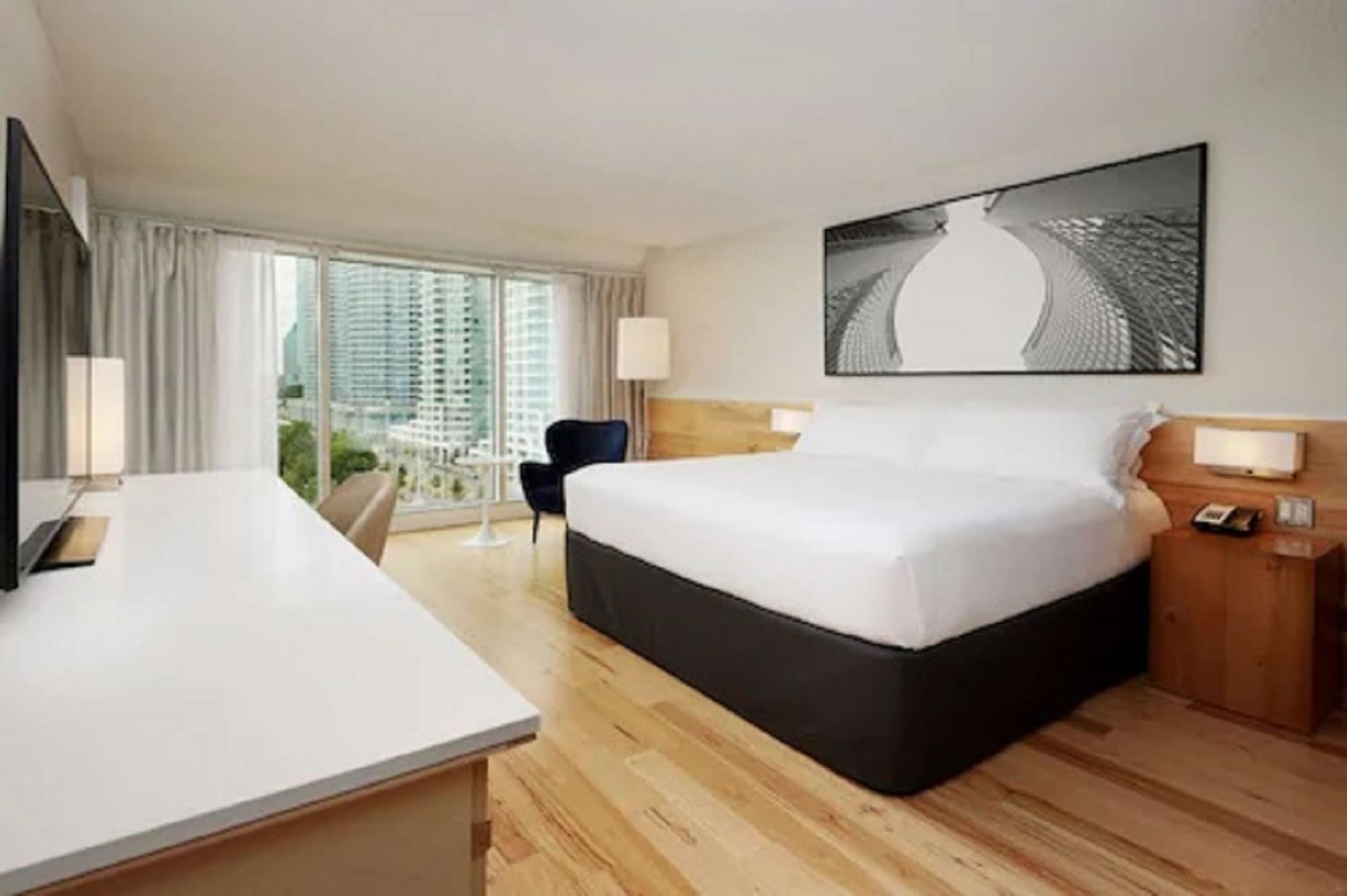 PREMIUM, KING BED