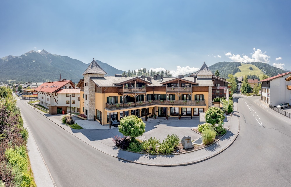 Apart-Hotel Torri di Seefeld photo3