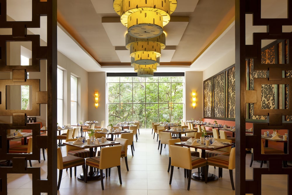 The Fives Beach Hotel - A la Carte All Inclusive 38/50