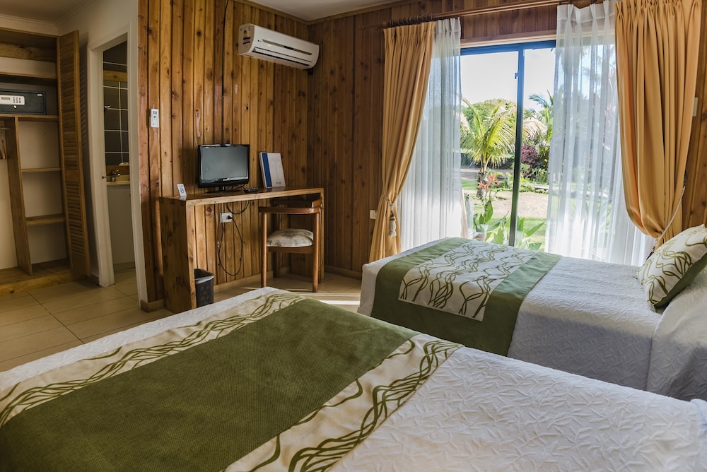 TAHA TAI HOTEL 18/68