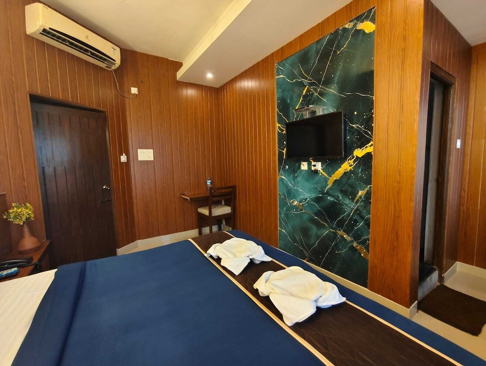 OYO Rooms off Aurobindo Ashram 49/65