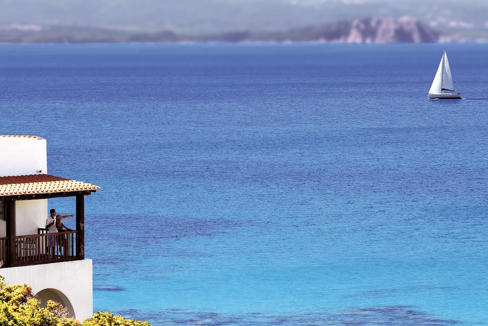 Colonna Grand Hotel Capo Testa 36/50
