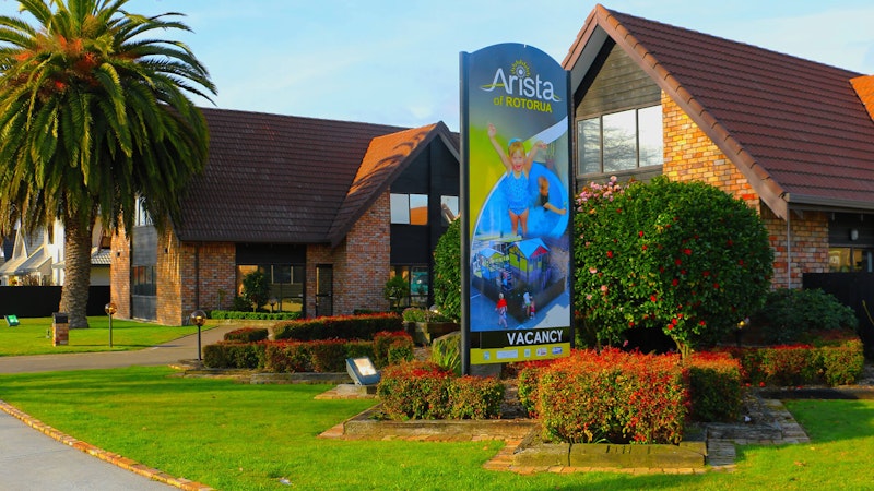 Arista of Rotorua 63/69