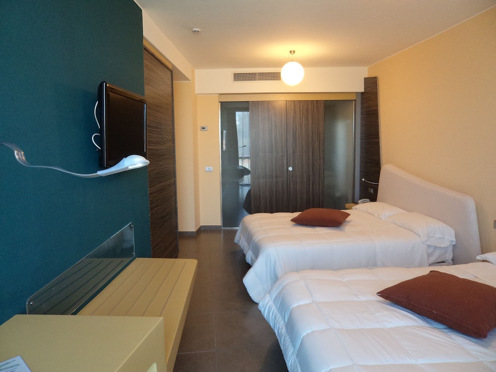 Ibis Styles Catania Acireale 44/75