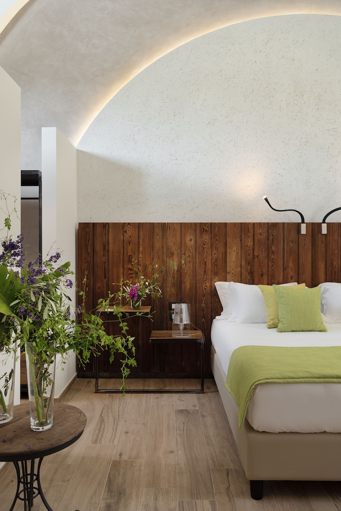 Momentum Wellness Bio Resort 7/75