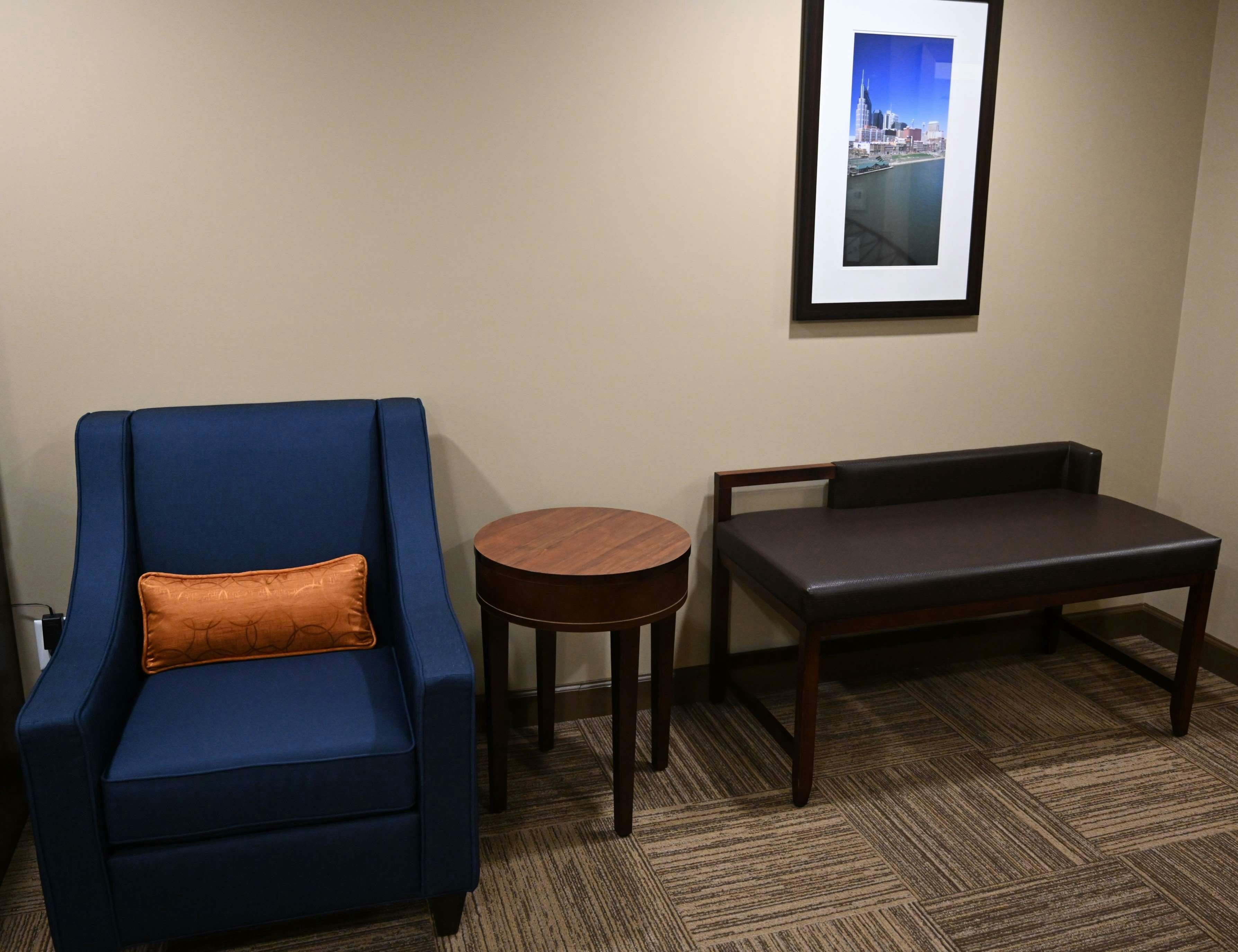 Giles Hotel Inn & Suites 21/31