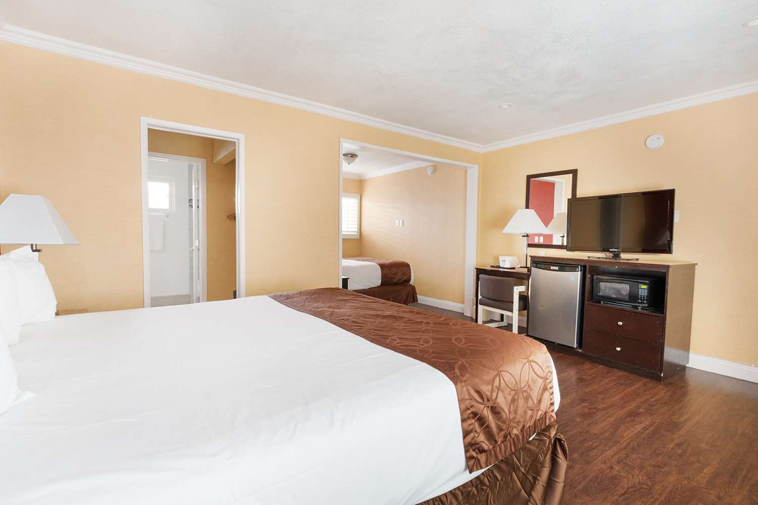 Americas Best Value Inn & Suites Anaheim Convention Center 9/27