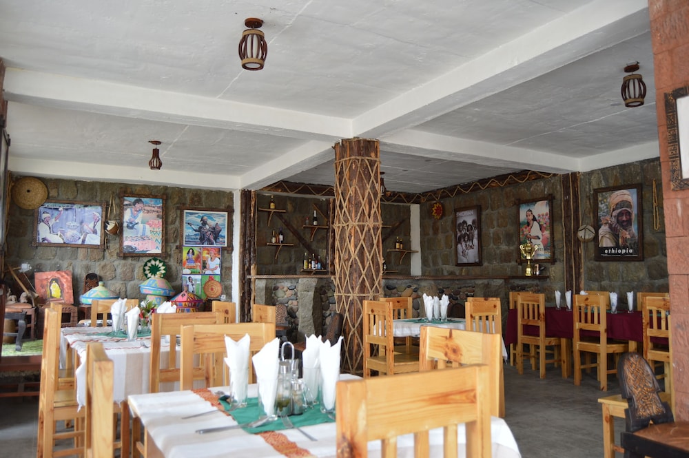 Zan-Seyoum Hotel 32/50