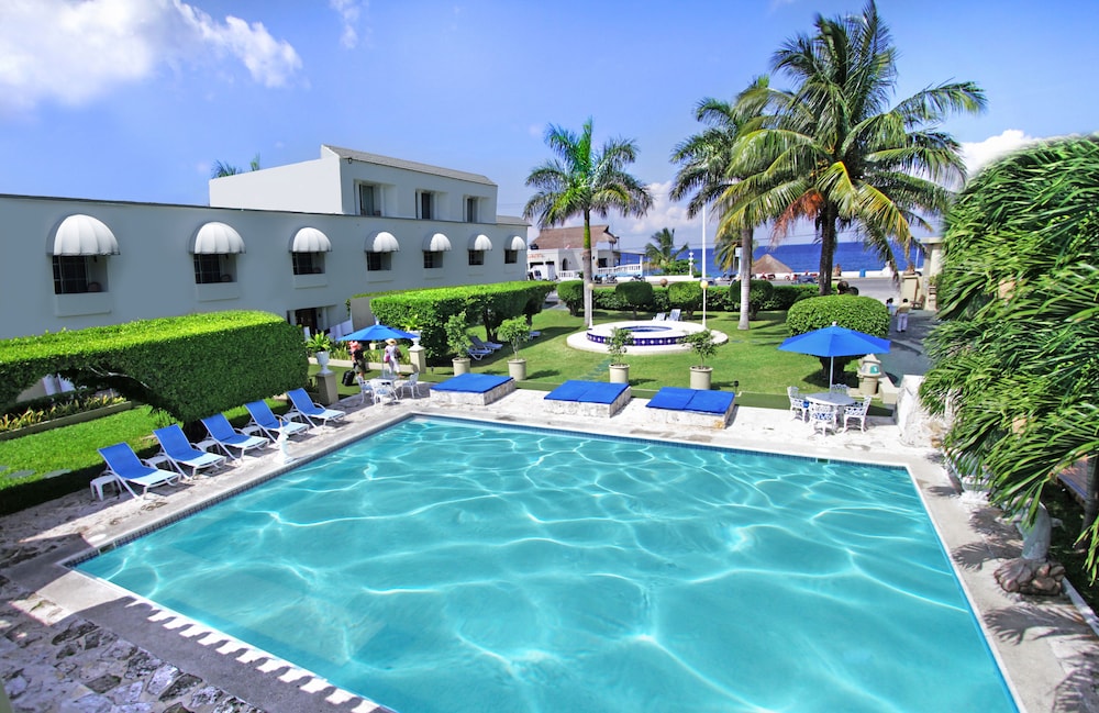 Villablanca Hotel 45/50