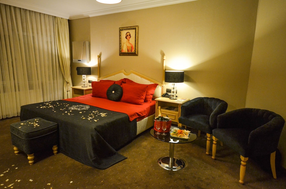Ada Life Hotel 47/56