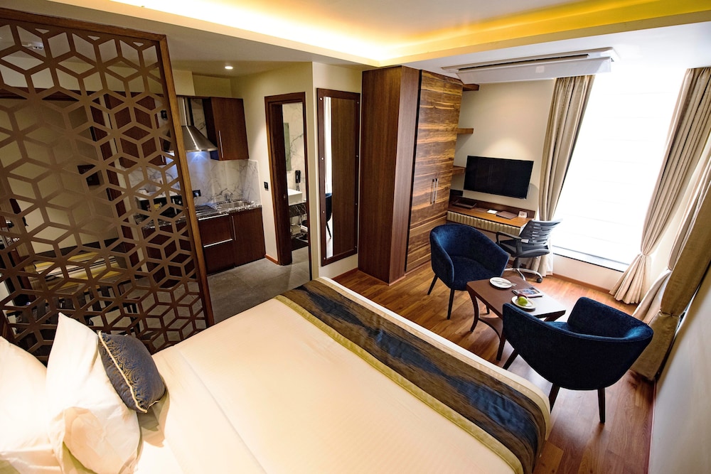 Hotel Connaught Royale 38/51
