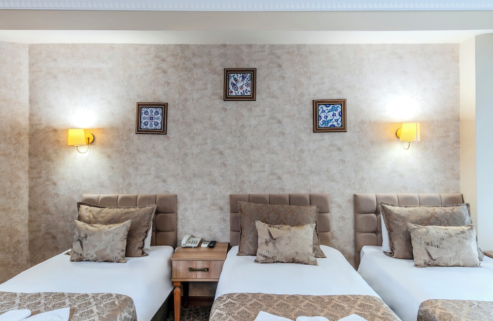 Sultan Hamit Hotel 41/57