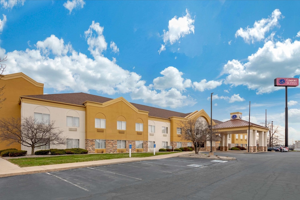 Comfort Suites Lafayette University Area 48/56