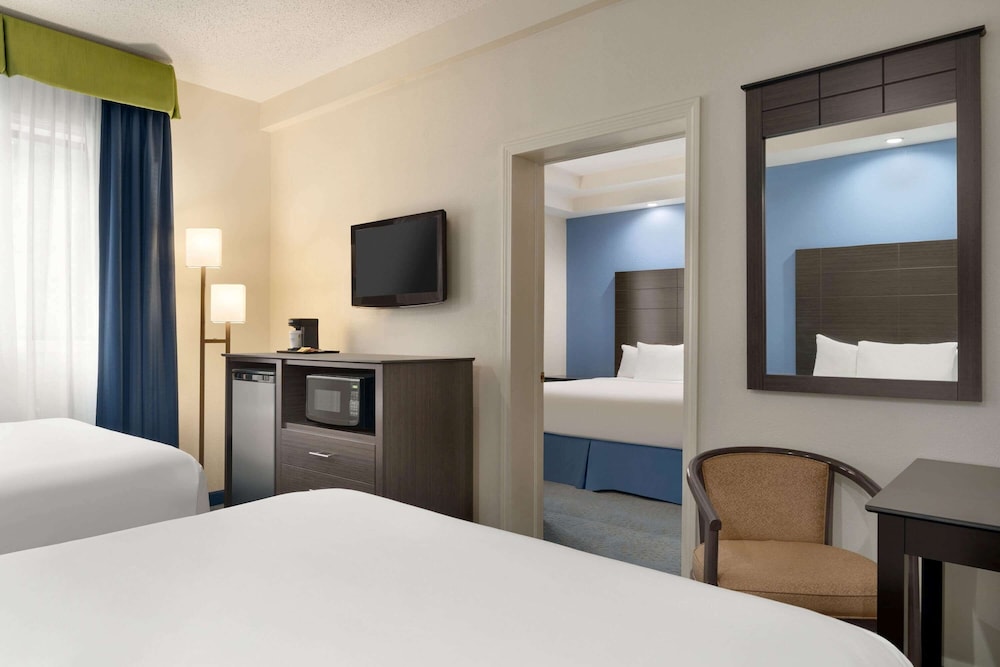 Days Inn by Wyndham Tamworth 9/54