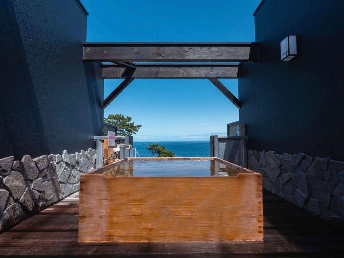 Atami Onsen New Tomiyoshi 12/23