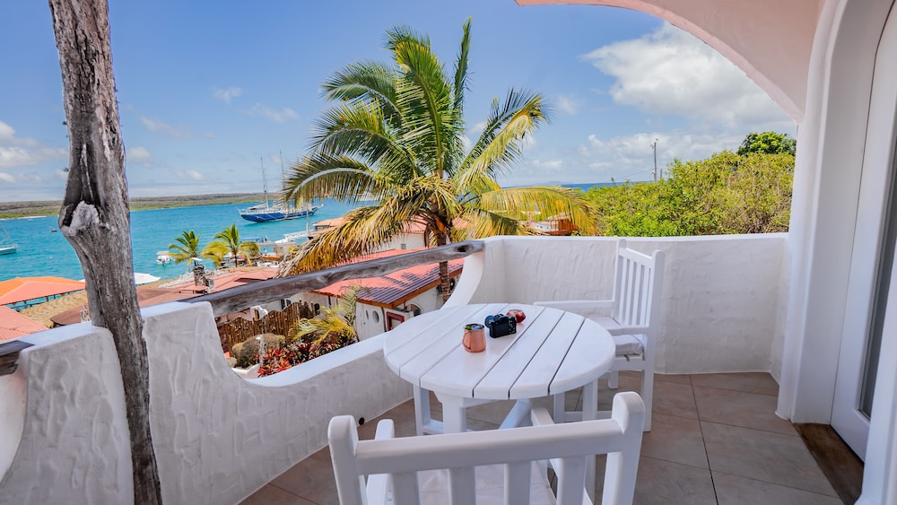 Angermeyer Waterfront Inn 26/47