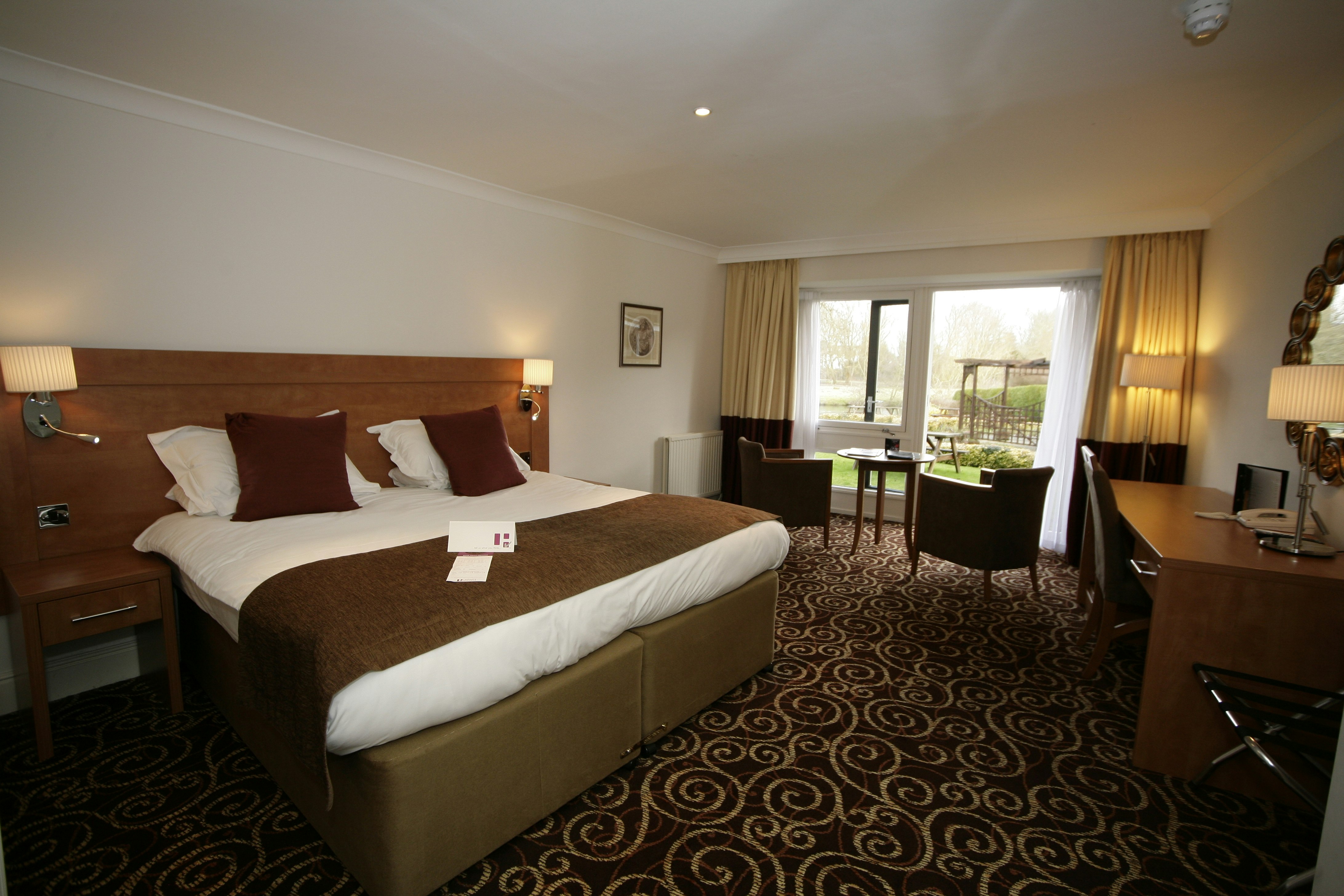 Legacy Rose And Crown Hotel 14/59