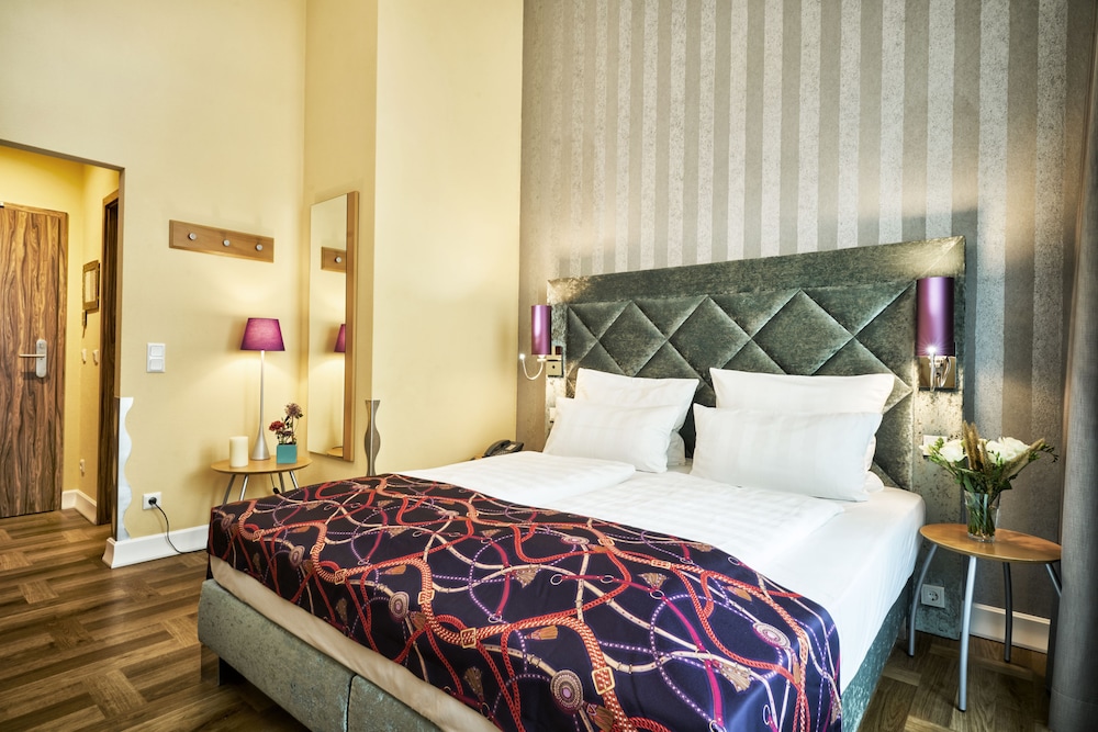 Classic Hotel Harmonie 36/77