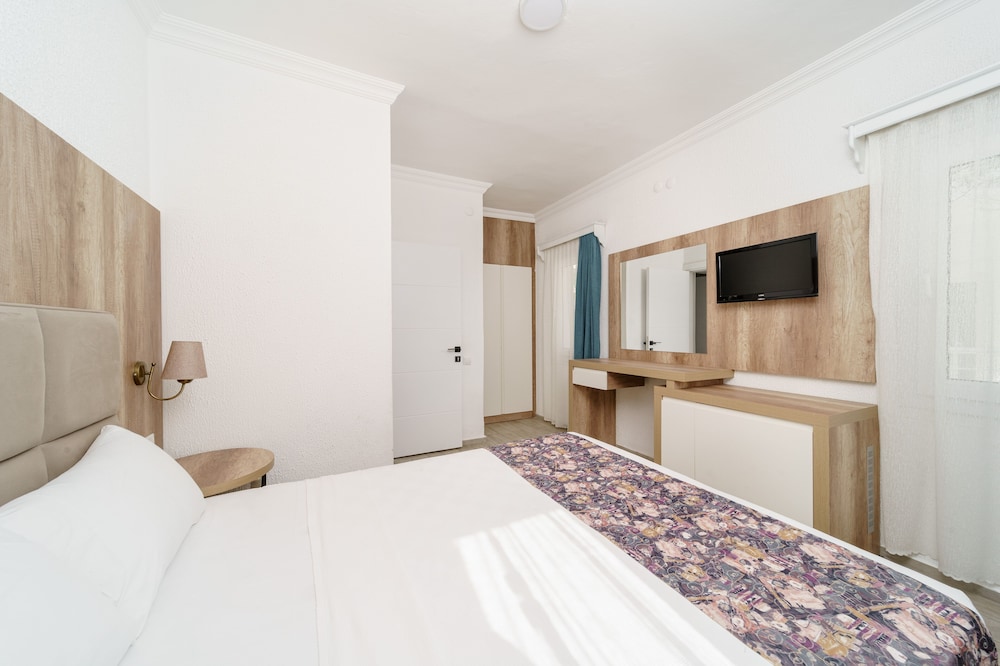 Maya Hotel 23/66