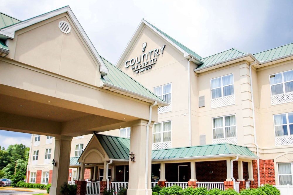 Country Inn & Suites by Radisson, Chester, VA 5/24