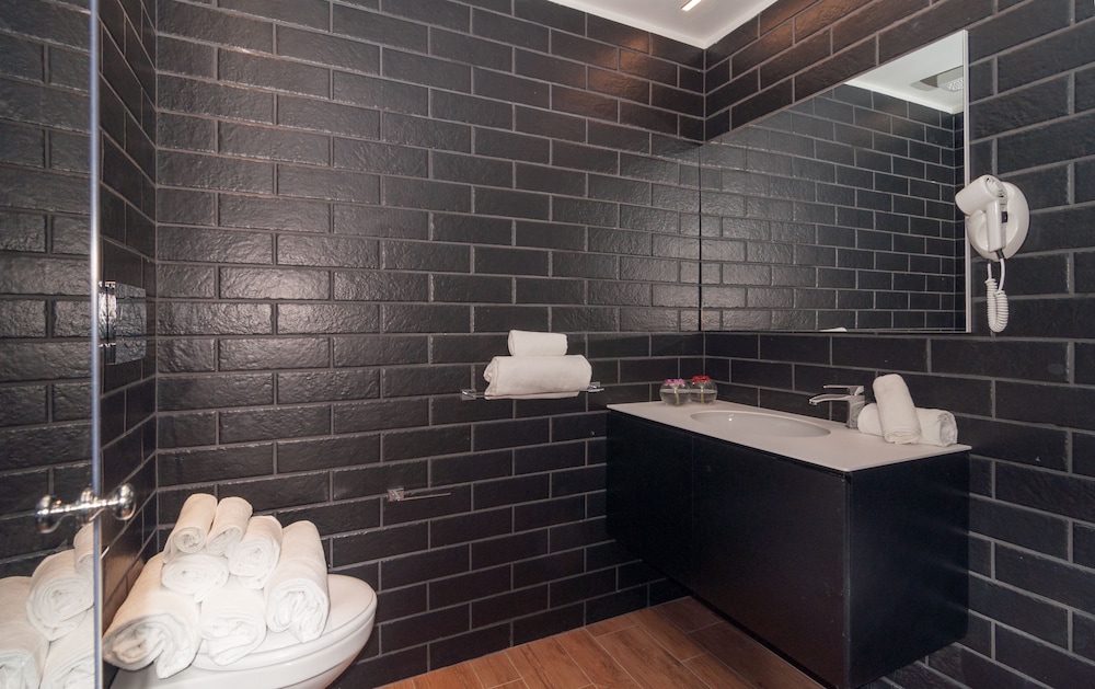 Residence Ten Suite 38/40