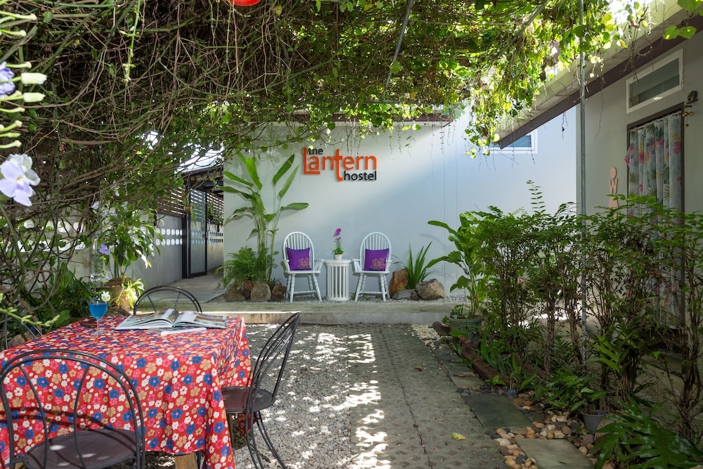 The Lantern Hostel Phuket 43/50