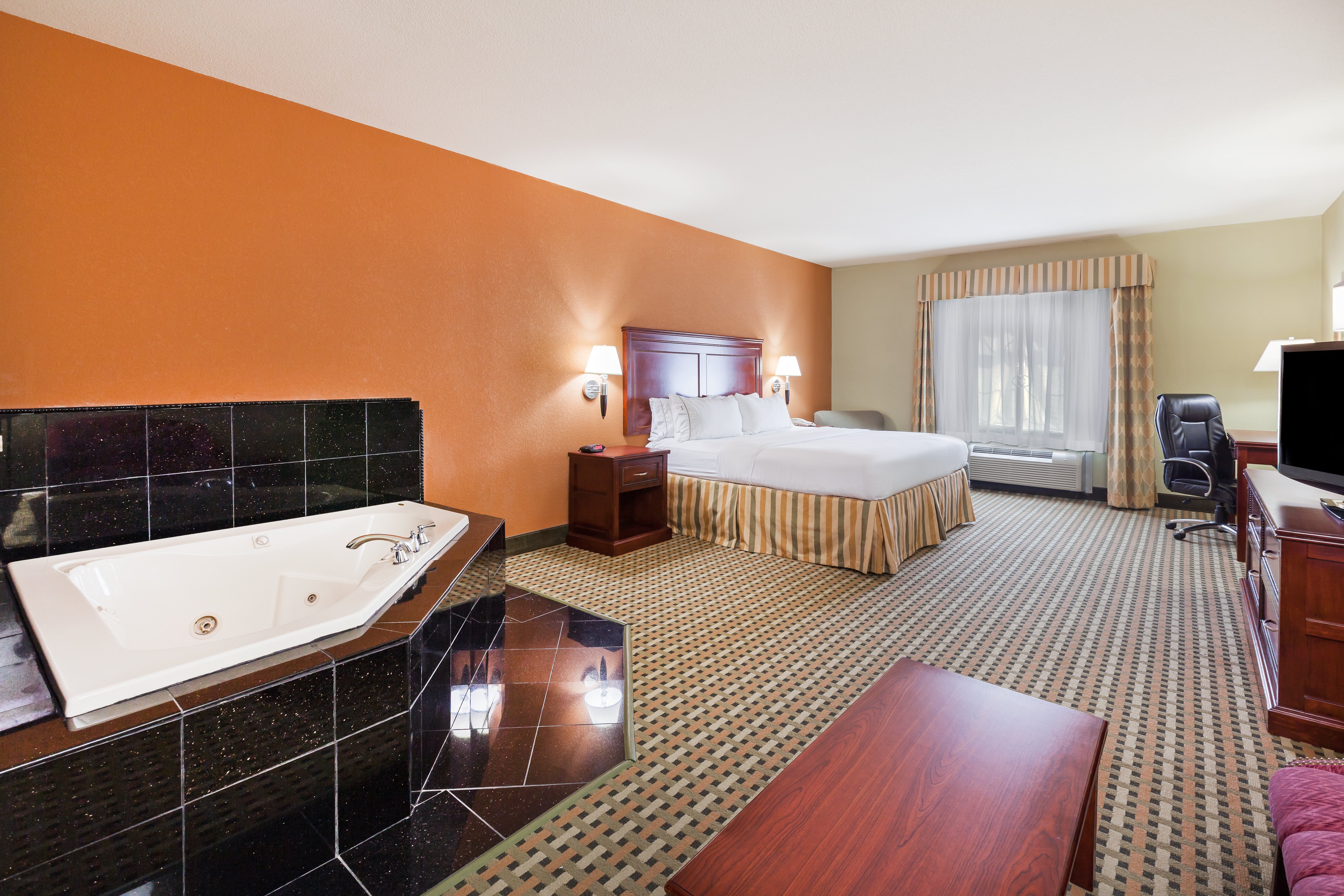 Holiday Inn Express Hotel Suites Amarillo East 49/49