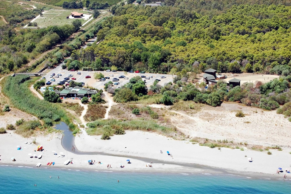 SIRA RESORT 59/71