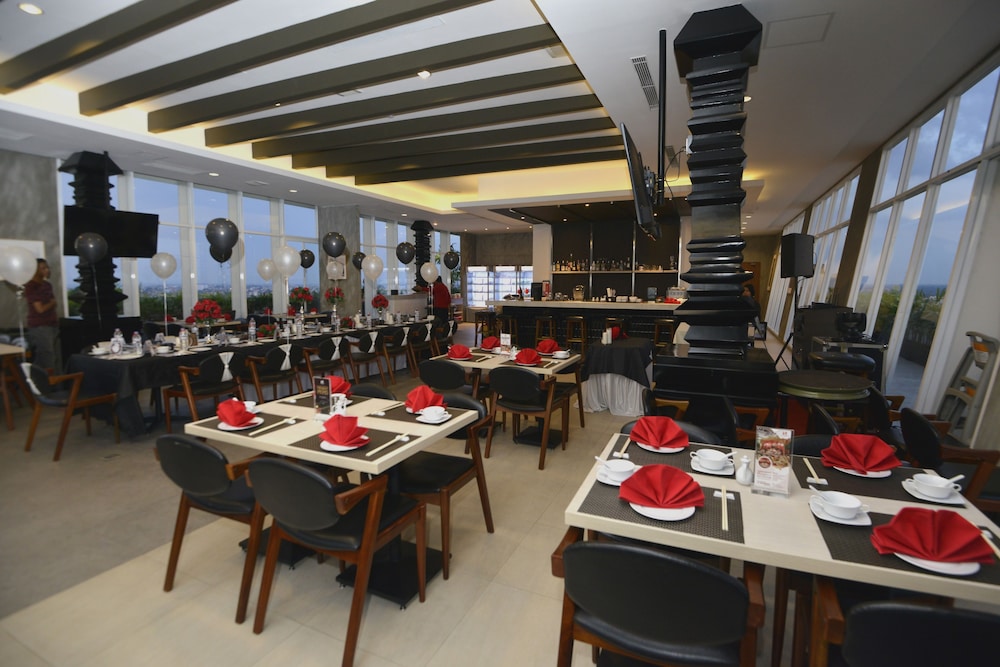 SWISS-BELHOTEL JAMBI 52/60