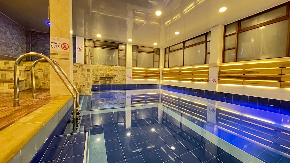 Hotel VDL Colonial by PRIMA Collection 31/50
