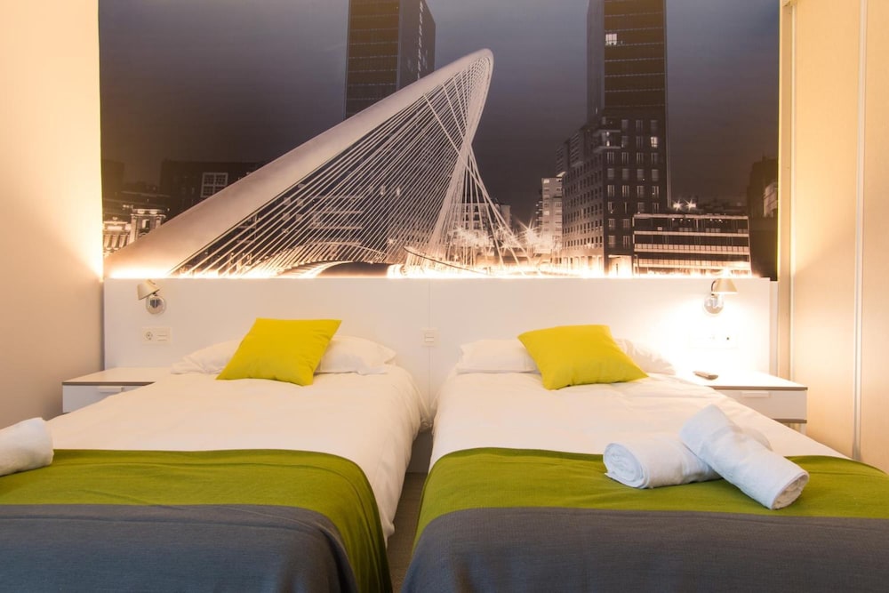 Bilbao City Rooms 13/25