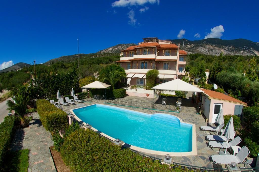 NOSTOS STUDIOS & APARTMENTS 20/21