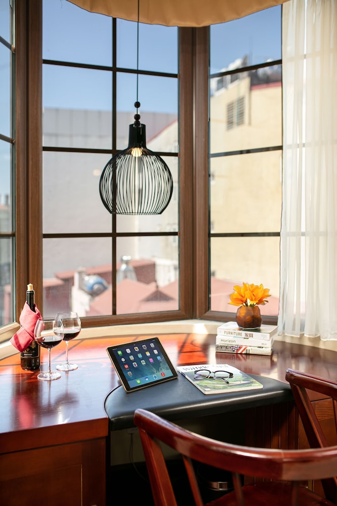 MIDORI BOUTIQUE HOTEL 37/45