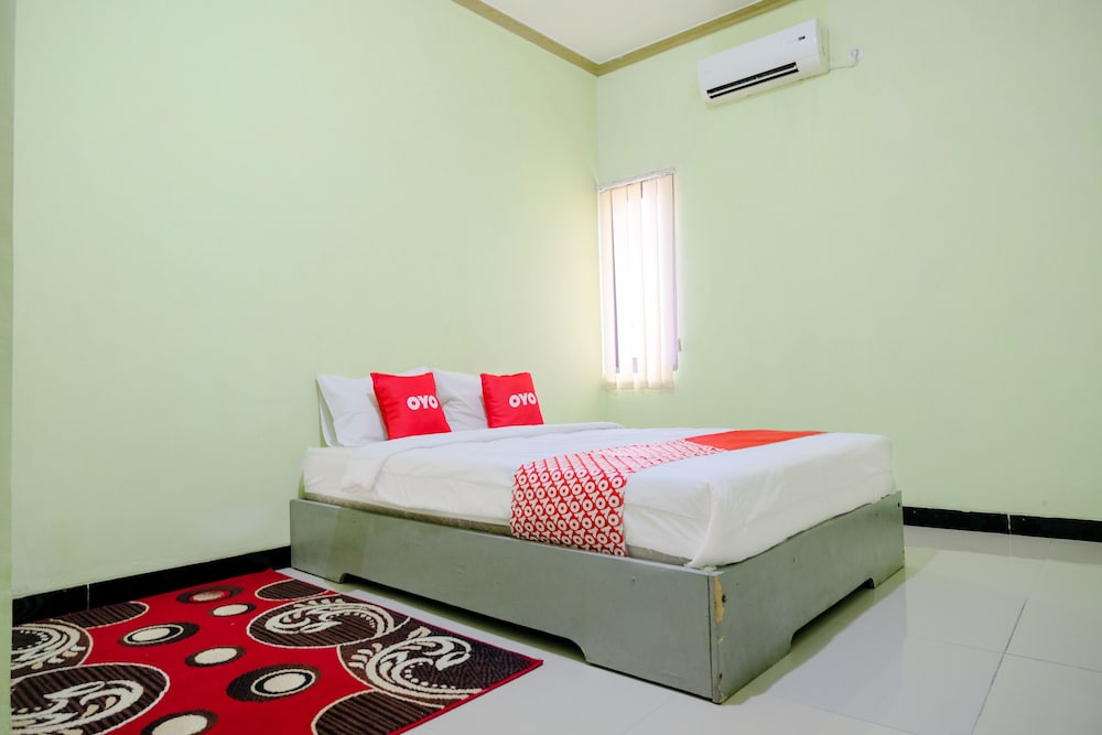 Oyo 2508 Alba Suites Homestay 14/16