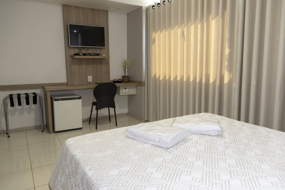 Realce Hotel 27/71