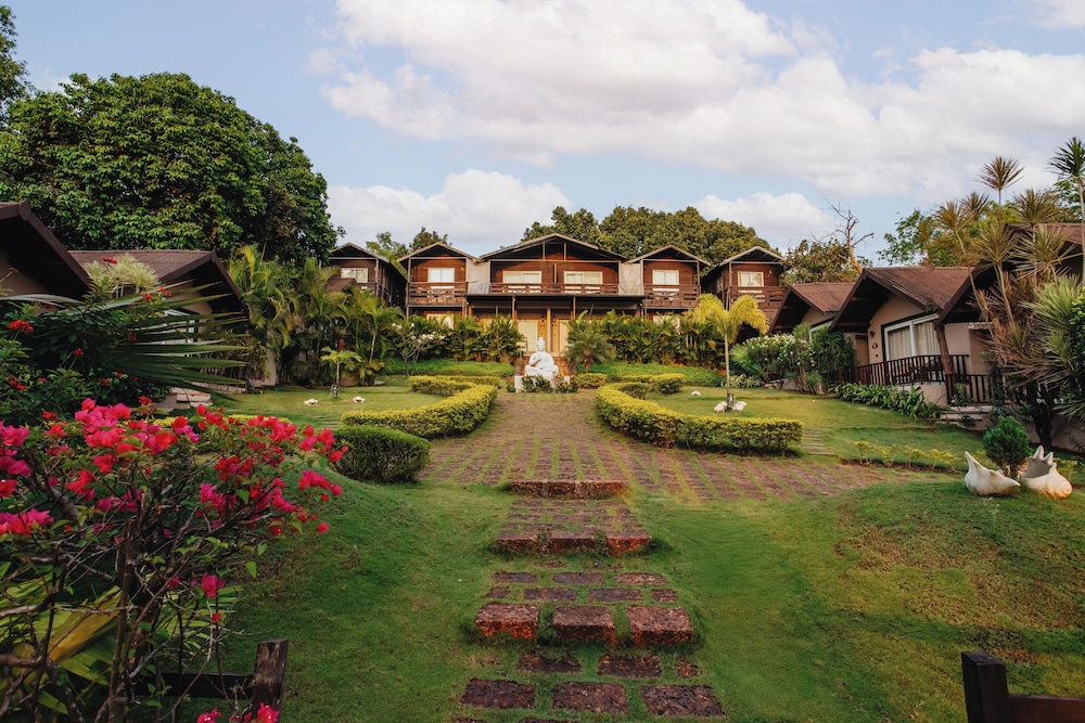 Stone Wood Resort & Spa 31/50