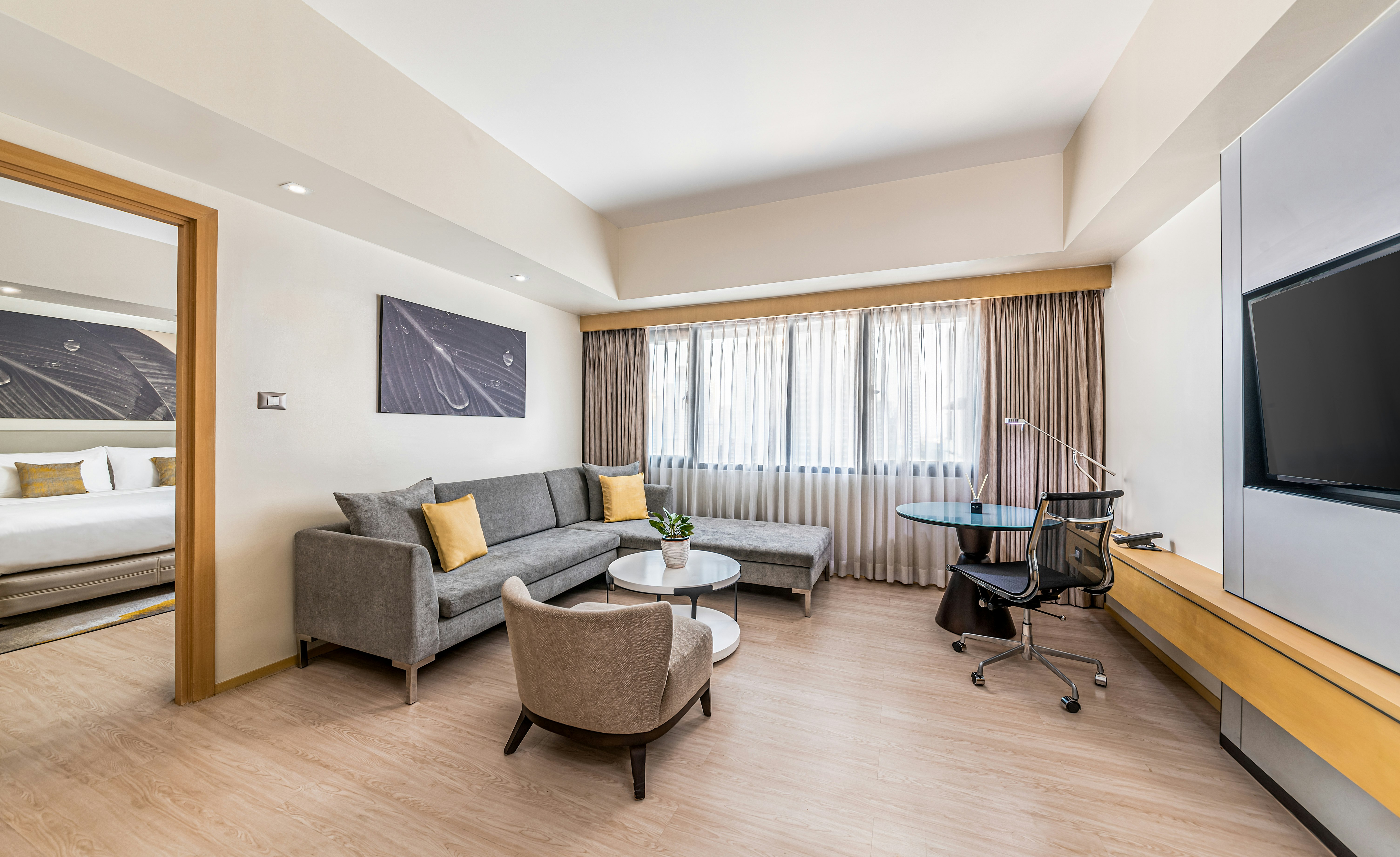 Seda Bonifacio Global City 23/48